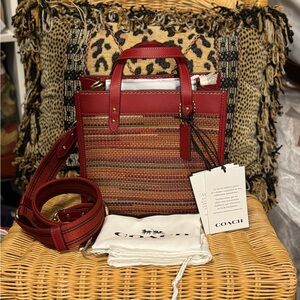NWT Coach Field Tote 22 In Upwoven Leather